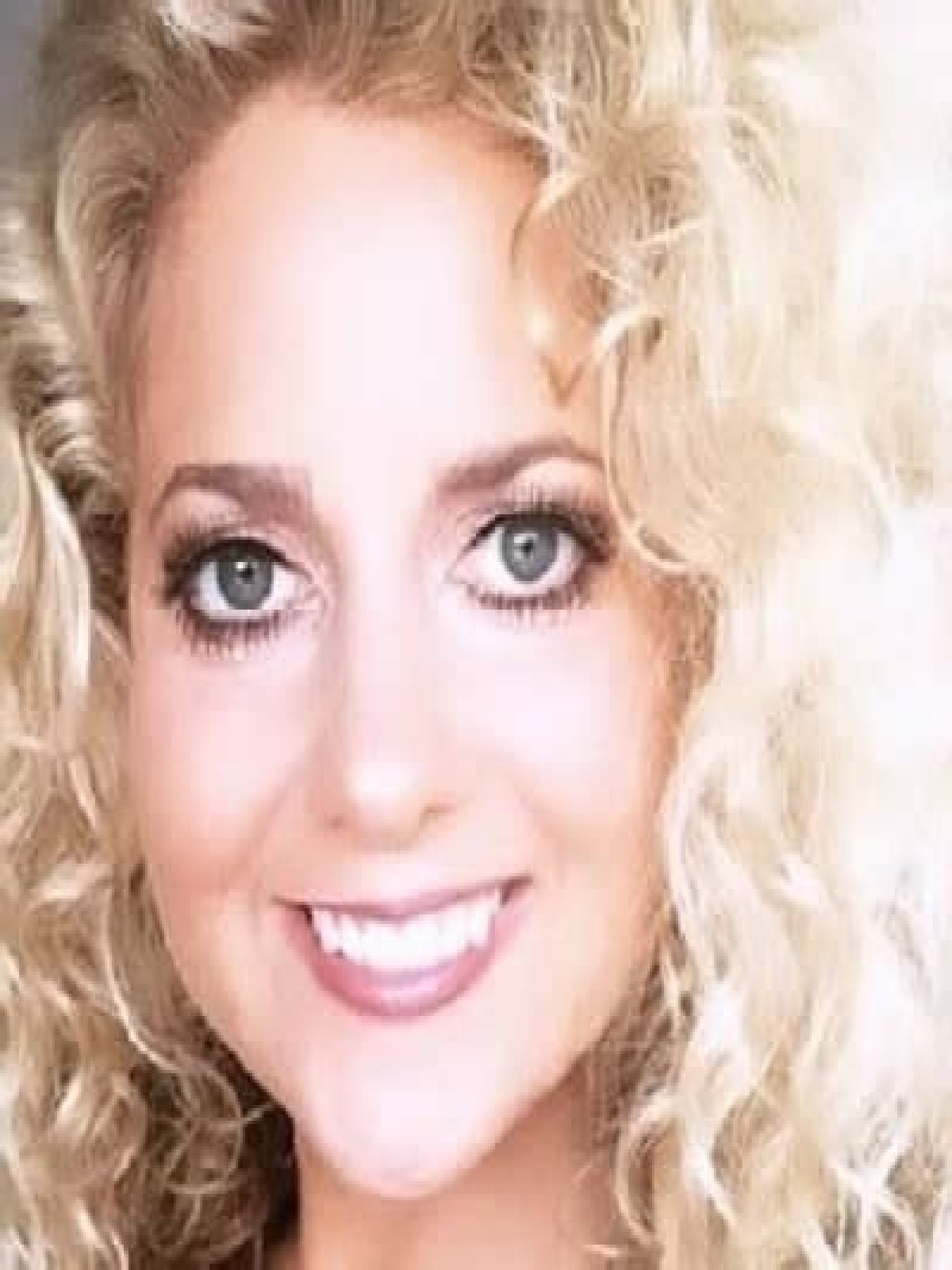 Charlotte Awbery, Net worth, Wiki, Early Life, Body Measurements, Social Media, Career, Relationship Status