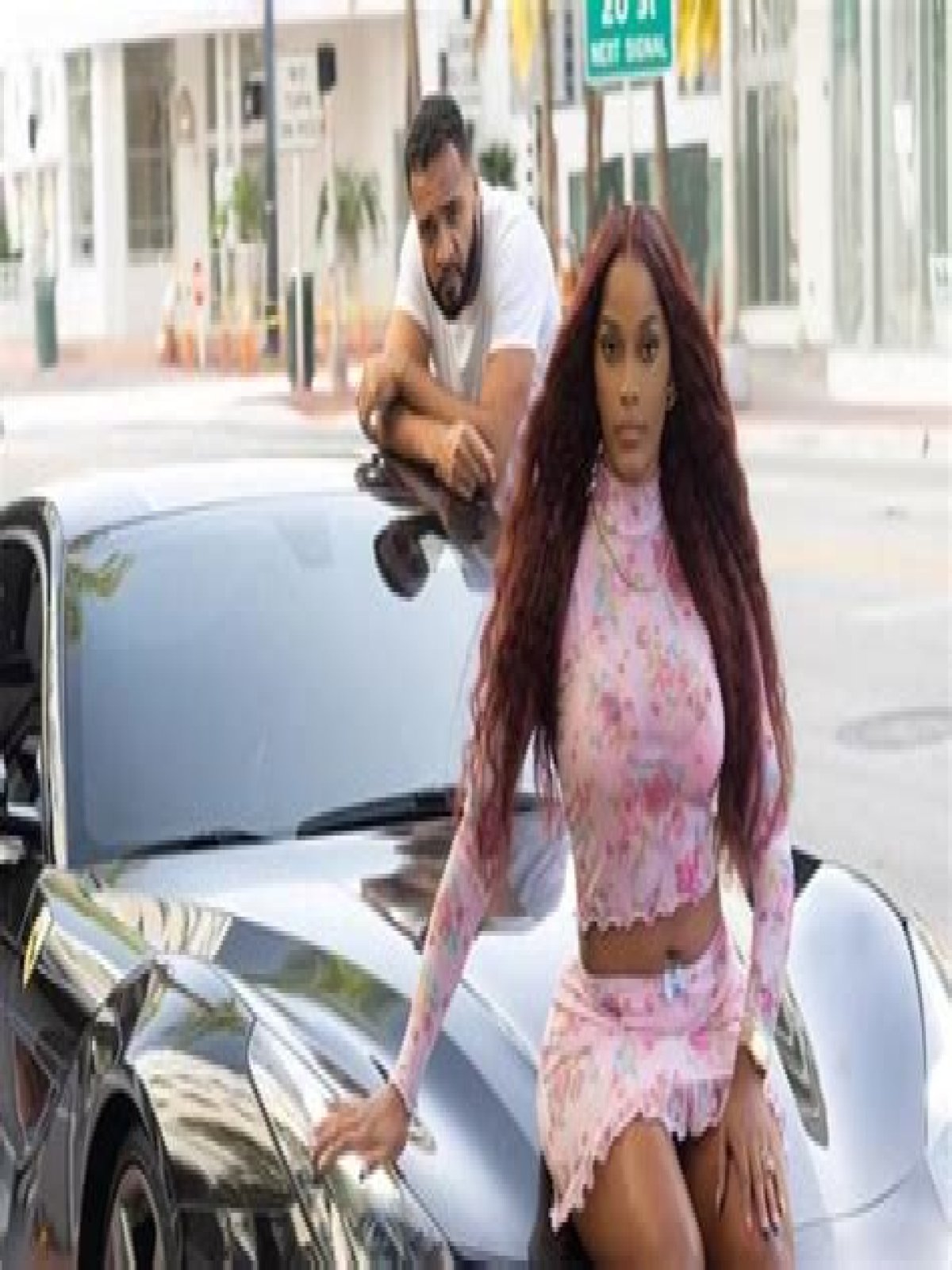 How Tall Is Joseline Hernandez?